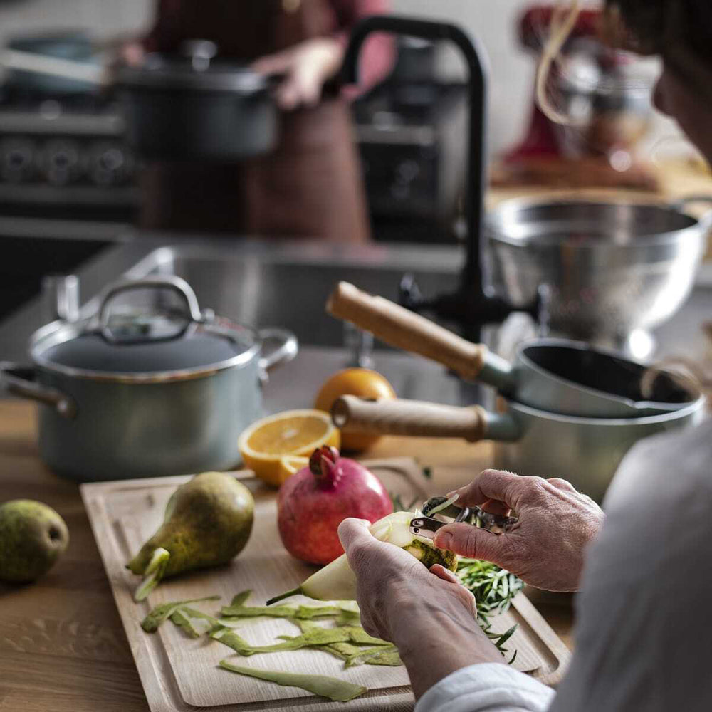 GreenPan Mayflower Covered Saucepan 18cm Home Kitchen Cookware
