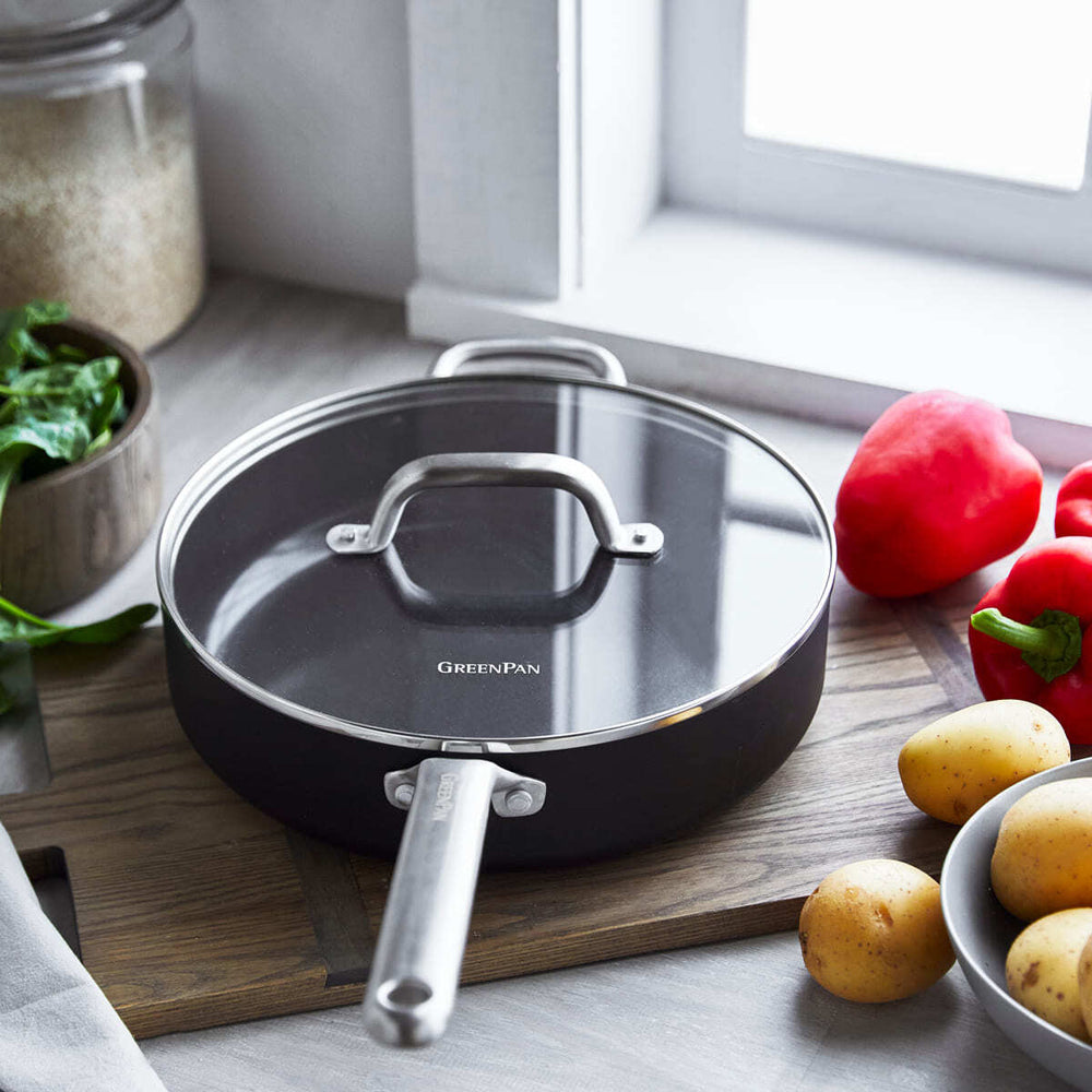 GreenPan Omega Covered Skillet 28cm/4.24L Home Kitchen Cookware