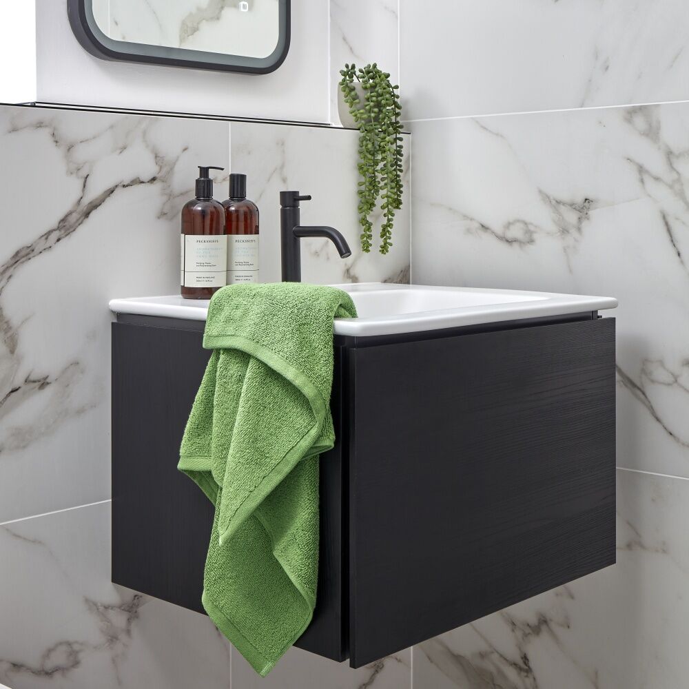 Christy Cirrus Bath Towel Combed Cotton 450GSM Fast Drying Apple Green