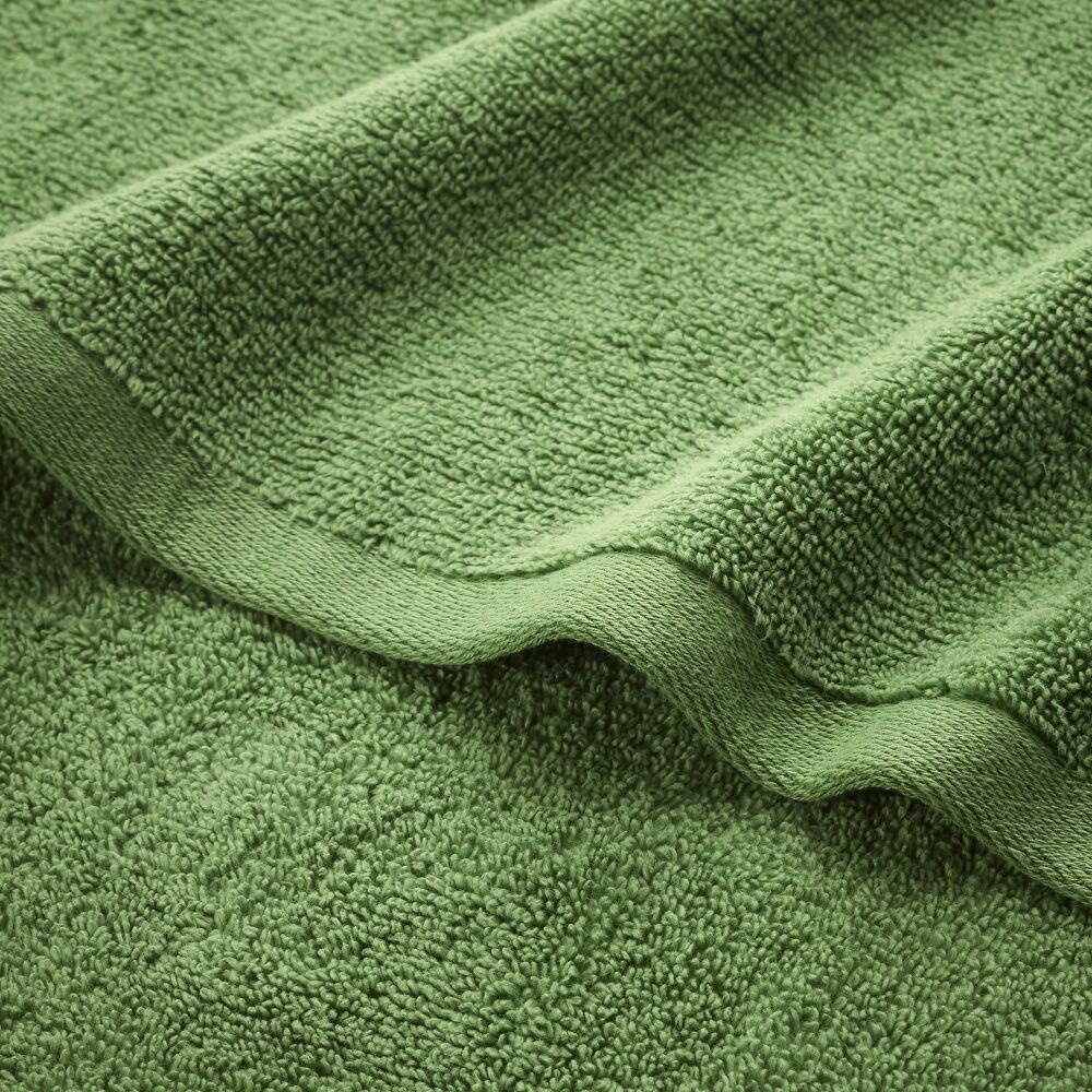 Christy Cirrus Bath Towel Combed Cotton 450GSM Fast Drying Apple Green