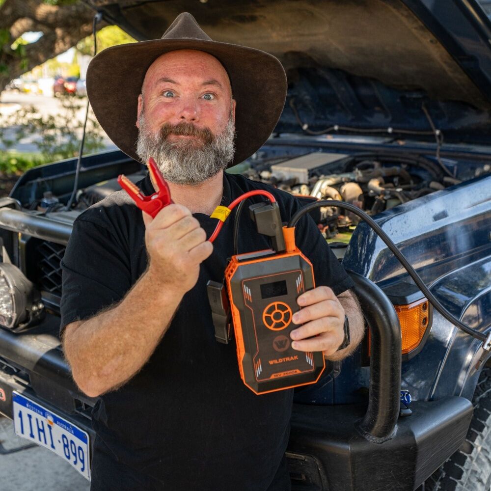 Wildtrak Heavy Duty 2500A Lithium Jump Starter 12000mAh With Tyre Air