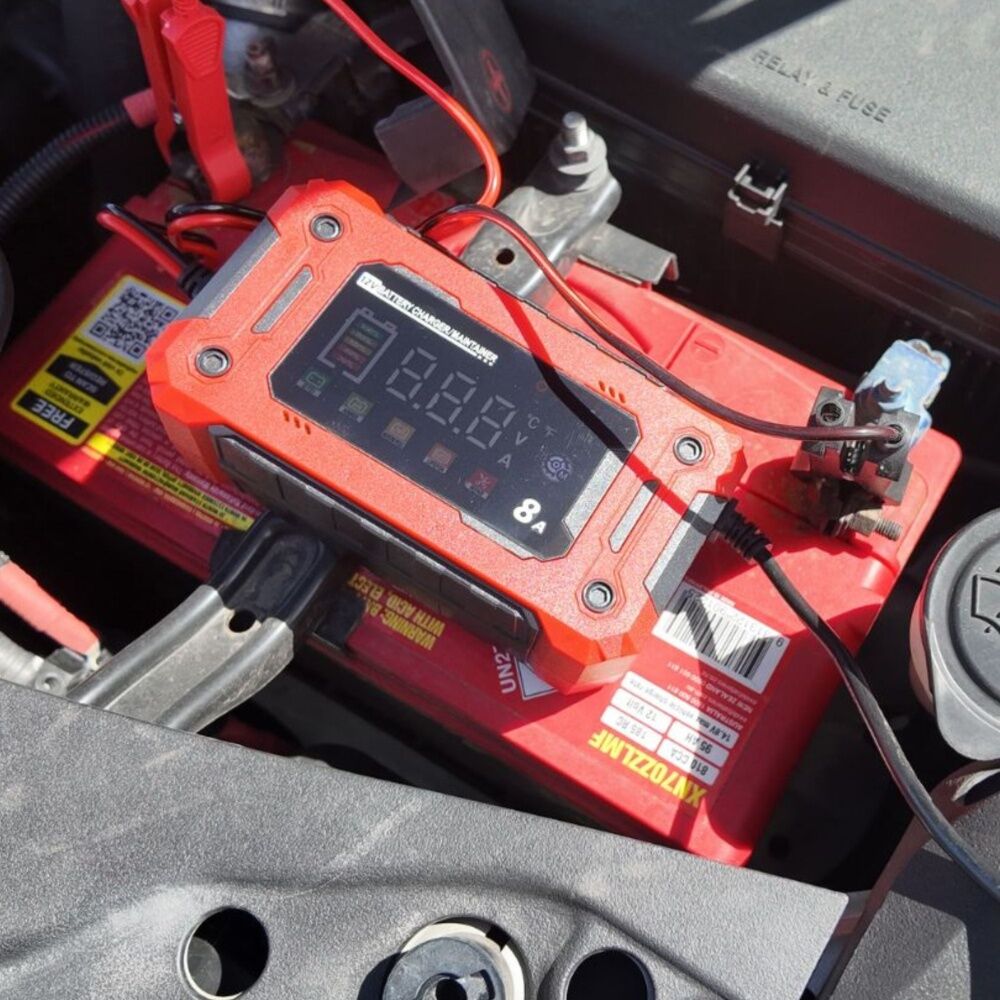 Wildtrak 12V 8A Battery Charger Car Boat AGM LiFePO4 Compatible