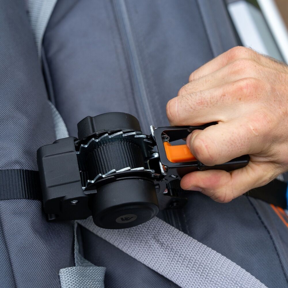 Wildtrak Heavy-Duty Retractable Ratchet Tie Down Strap 4m x 38mm