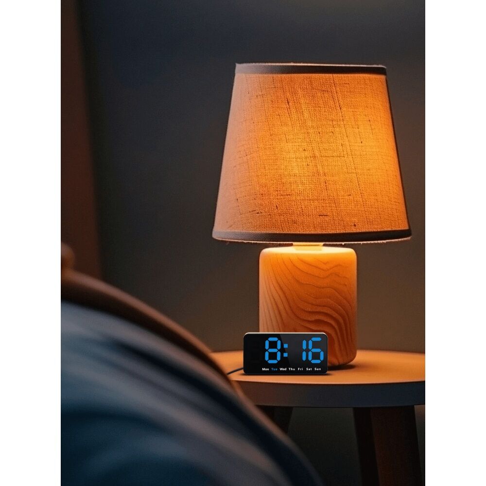 2PK Liquid Ears Large Display Alarm Clock Dual Alarms Dimmable USB Powered Black
