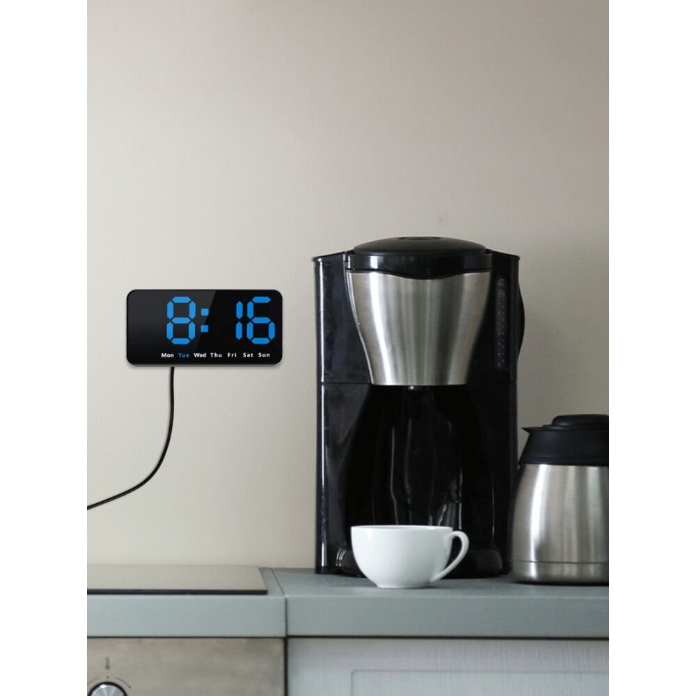 2PK Liquid Ears Large Display Alarm Clock Dual Alarms Dimmable USB Powered Black