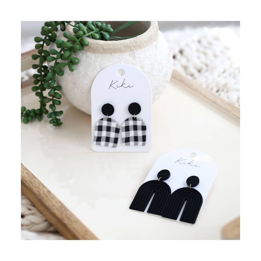 2PK Kiki Gingham Earrings Lightweight Clay Metal Statement Black White
