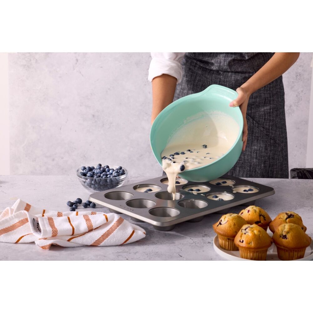 3pc KitchenAid Universal Nesting Plastic Mixing Bowls Multisize Set Spearmint