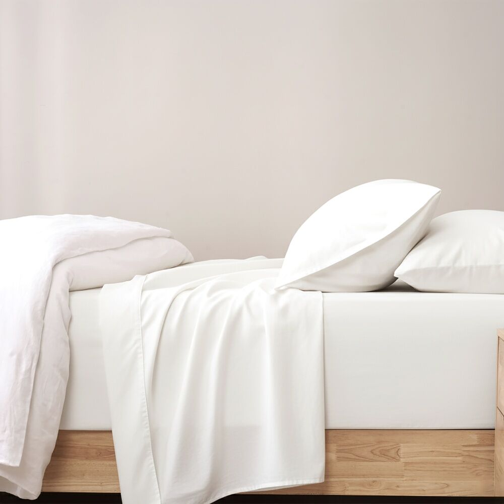 Renee Taylor 400TC Egyptian Cotton Sheet Set W/ Pillowcases White Deep Queen