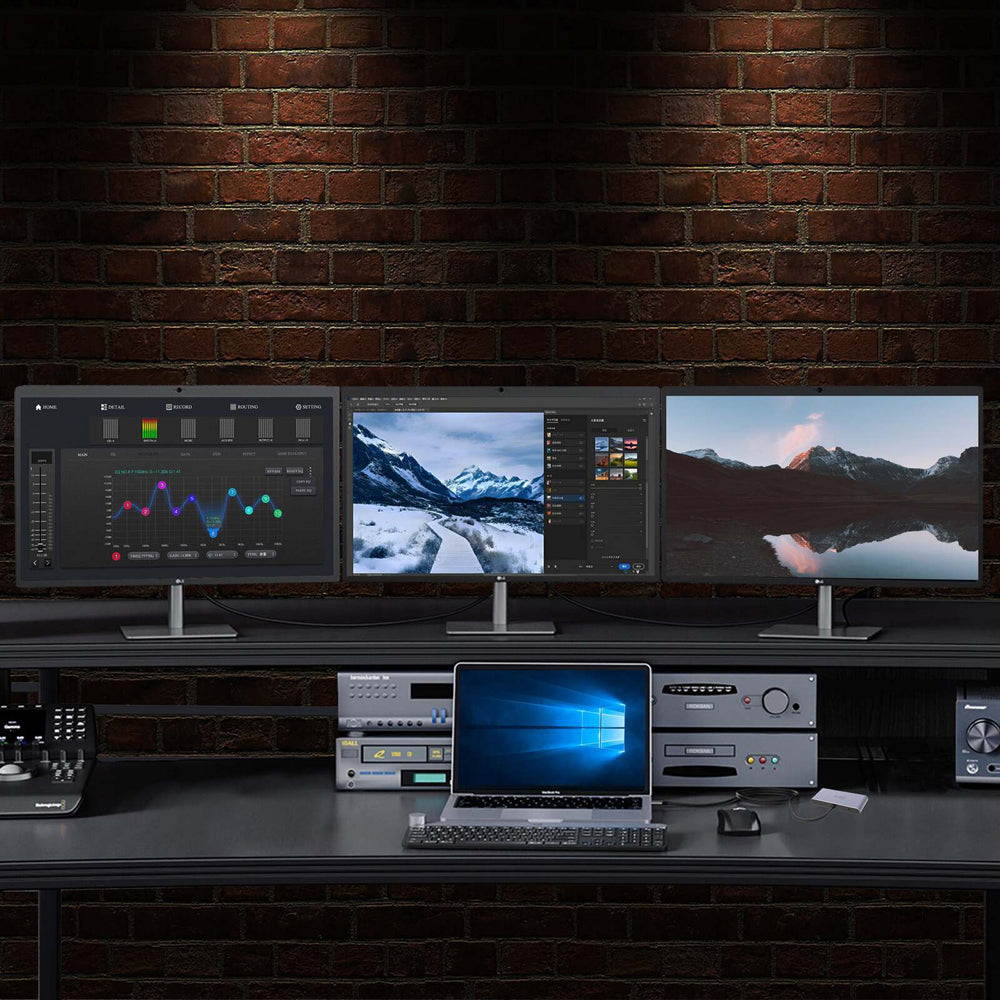 Cruxtec USB-C to 3x DisplayPort Multi-Monitor 8K Adapter