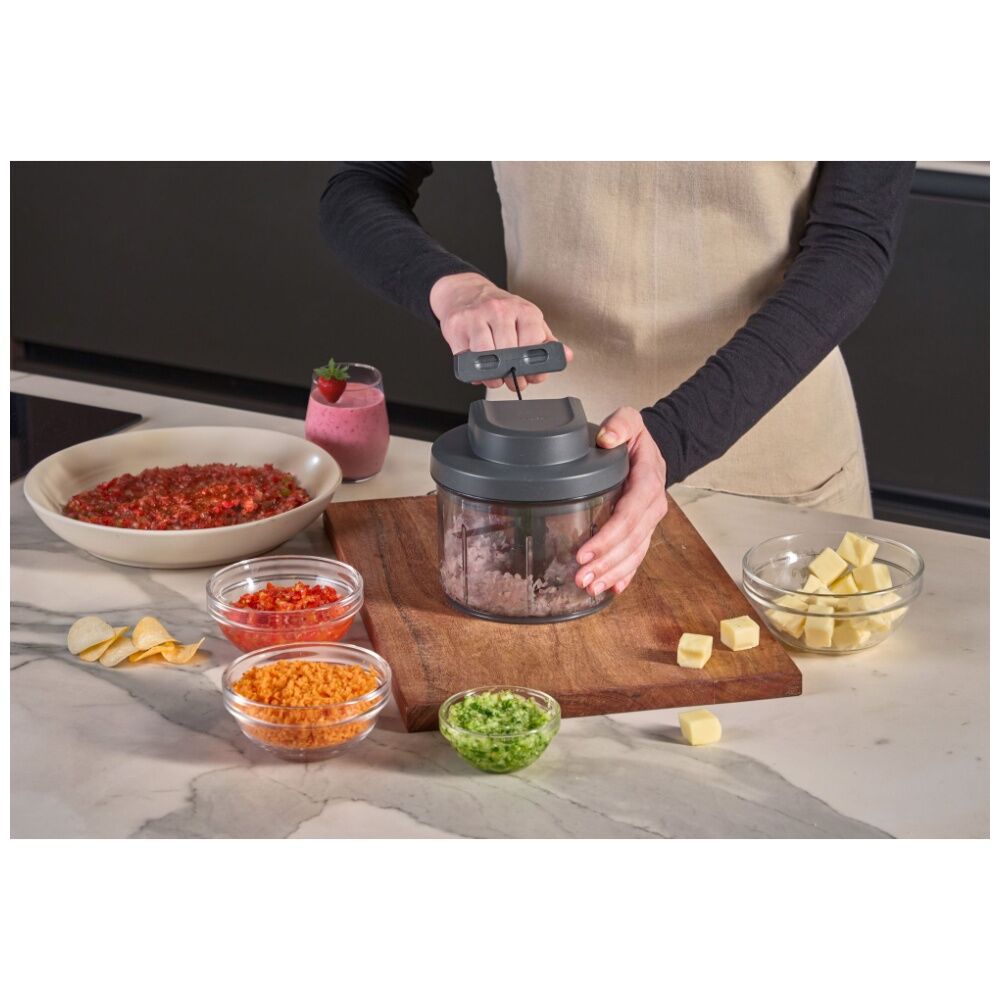 Zyliss Easy Pull Manual Food Processor Kitchen Gadget/Accessory Dark Grey