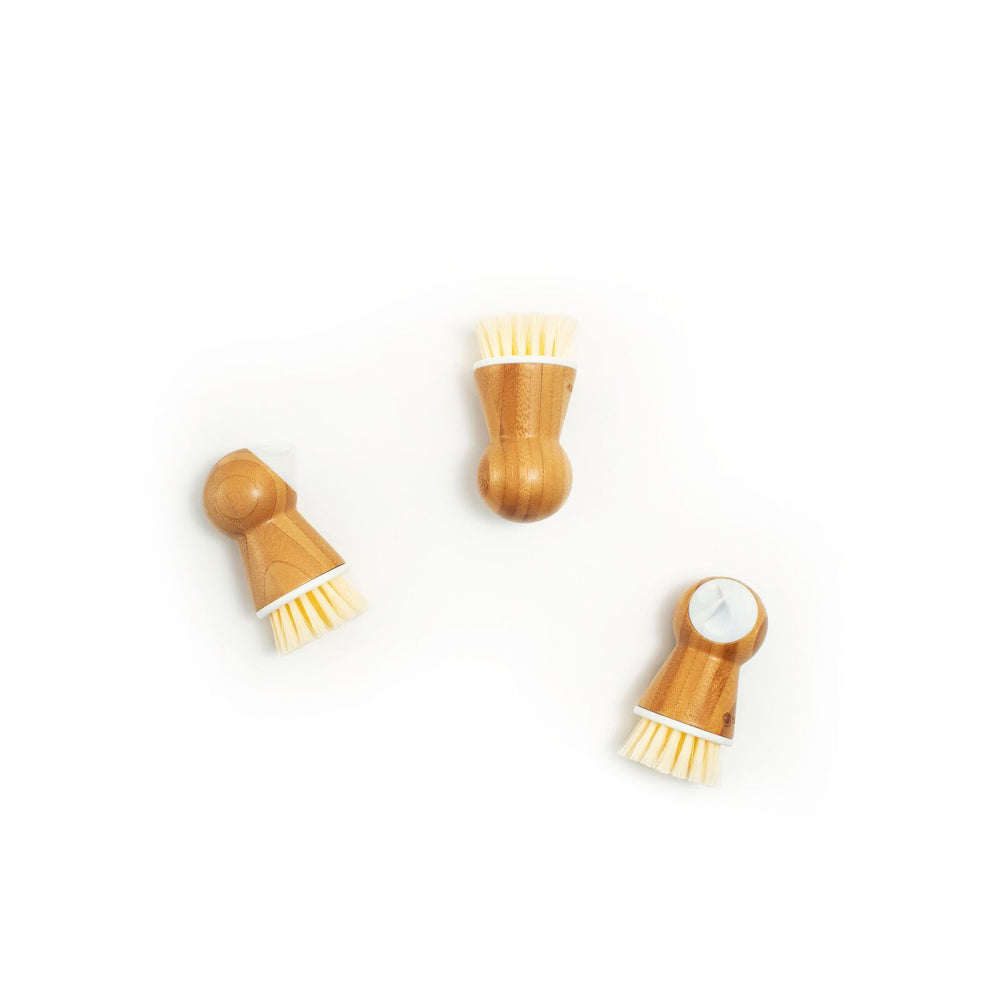 2PK Full Circle Plastic Eye Removing Potato Scrubber - White