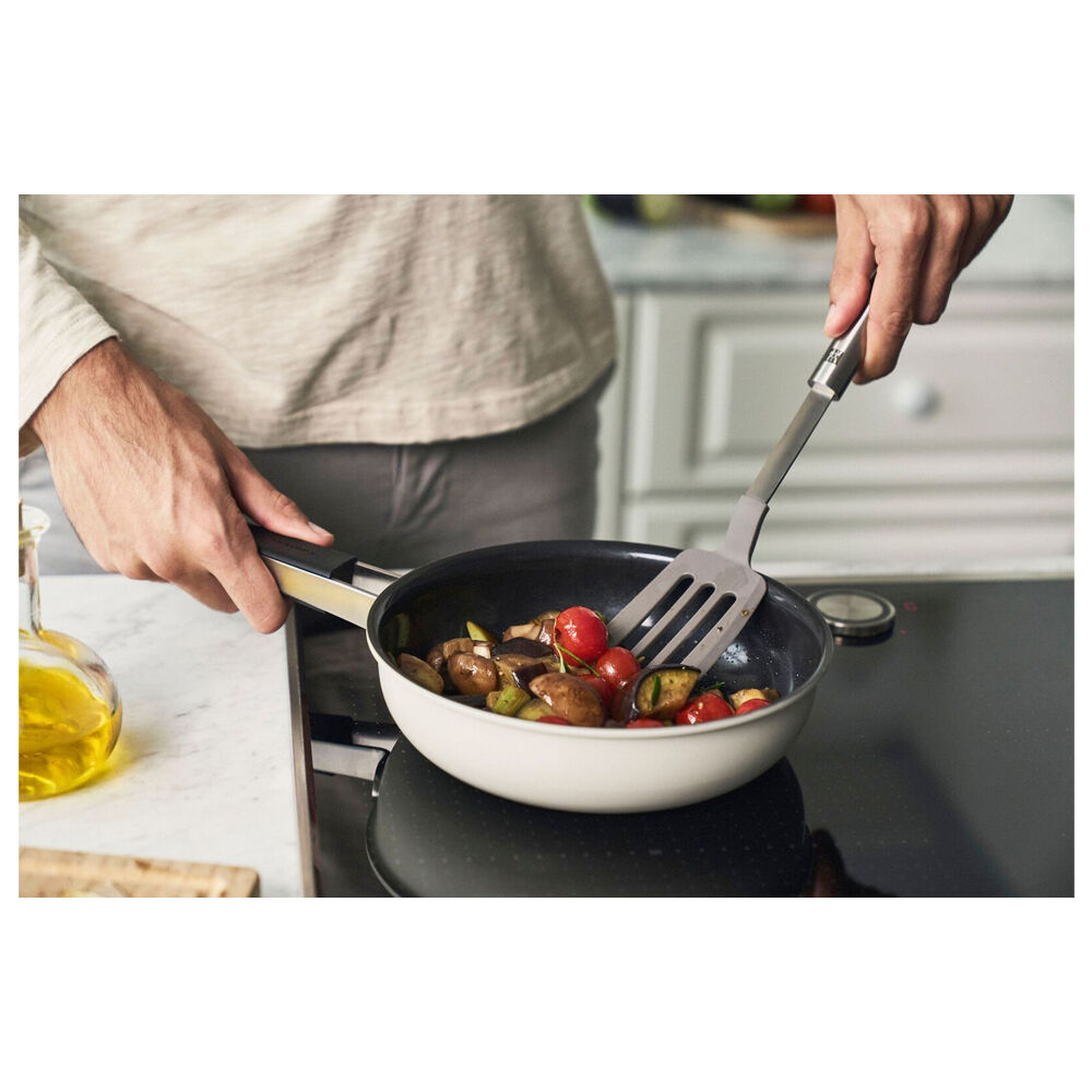 Zwilling Pure Ceramic Frypan Stainless Steel Non-Stick Coating 20cm Ivory