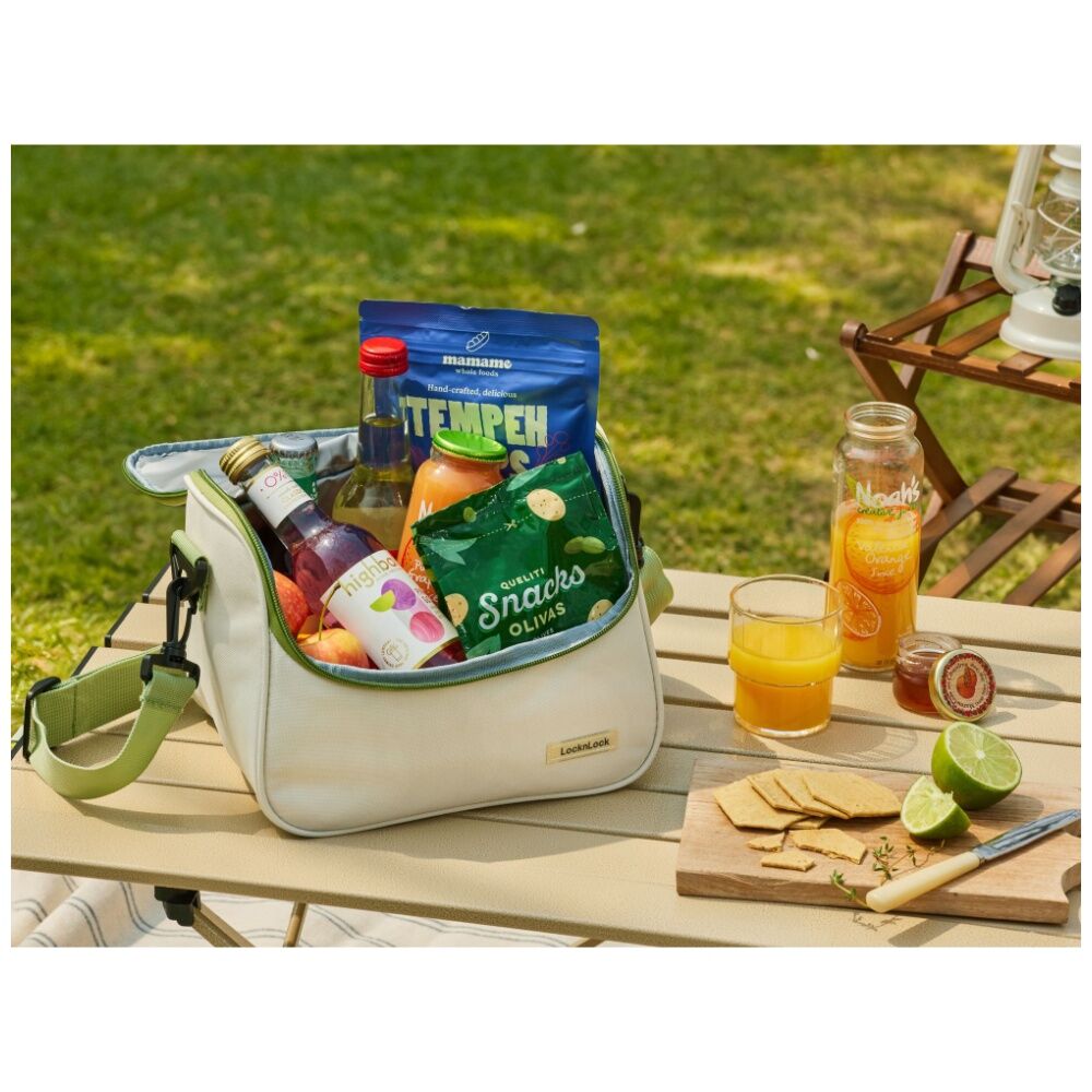 LocknLock Insulated Lunch Bag w/Adjustable Strap School/Work Green/Cream