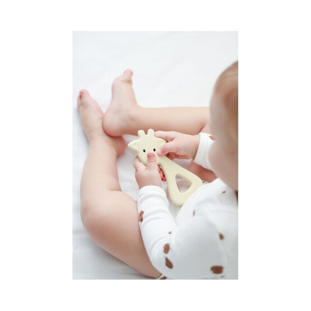 Tikiri Rubber Giraffe Flat Teether-Boxed 91502 Kids/Infant Chew Toy 0m+