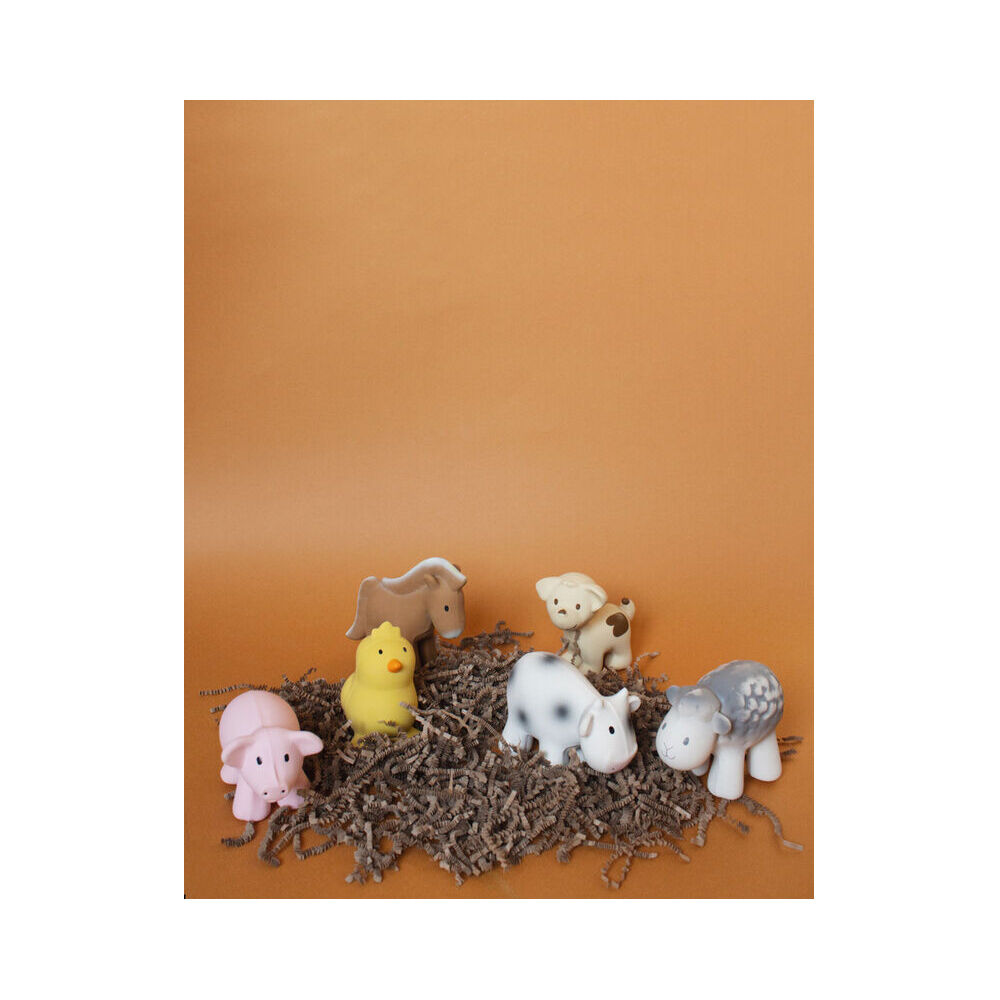 2PK Tikiri 12cm Farm Animal Rubber Cow 95002 Sensory Toy 0m+ White