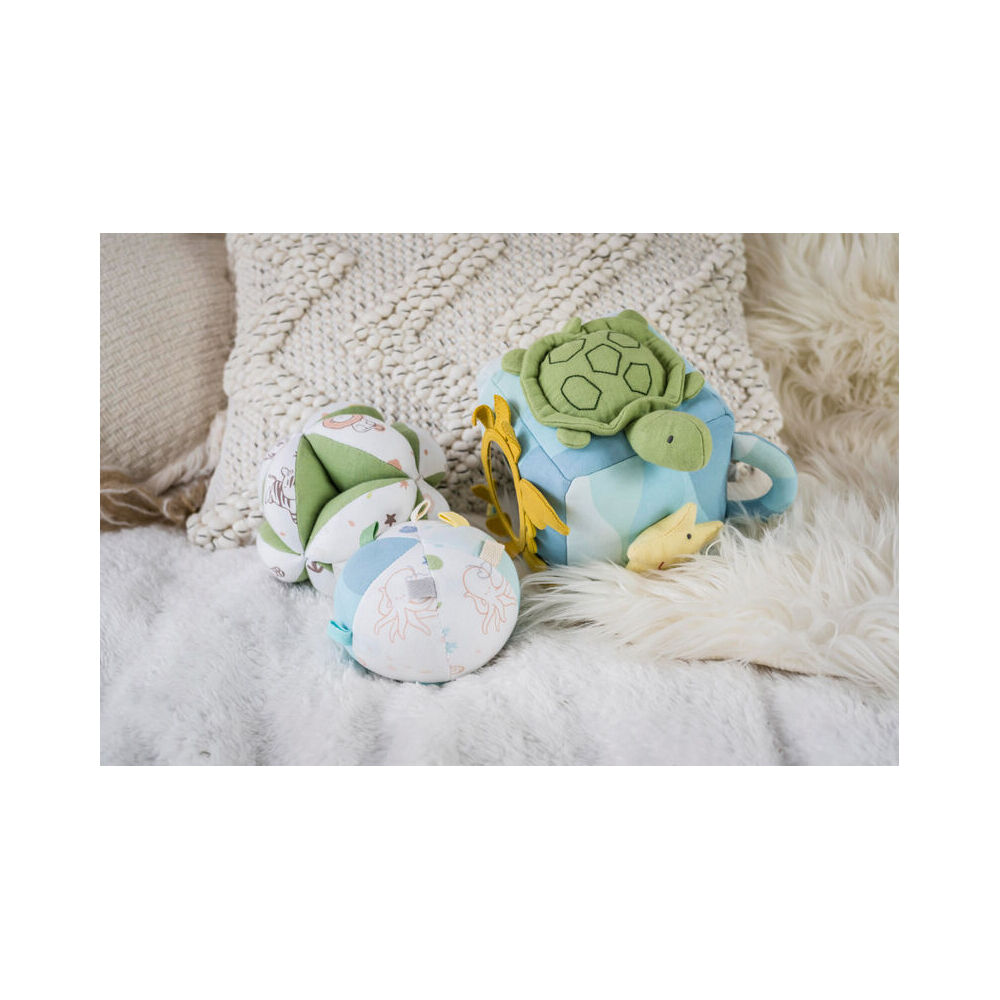Tikiri 14cm Ocean Organic Activity Cube 98203 Sensory Toy 0m+