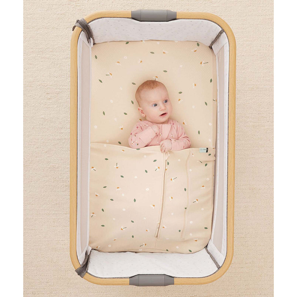 Ergopouch Baby Tuck Sheet 0.2/1.0 TOG Cot - Daisy Sprinkle