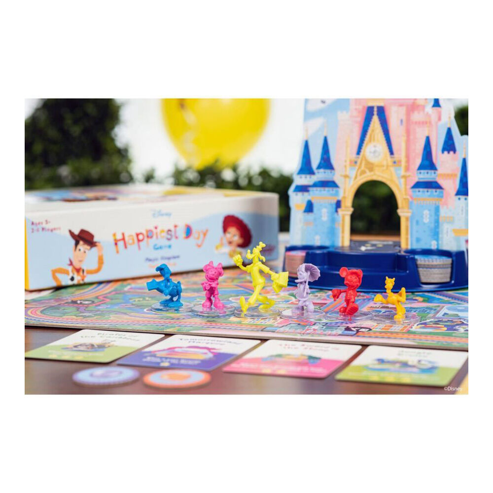 Disney Happiest Day Magic Kingdom Park Board Game 5y+