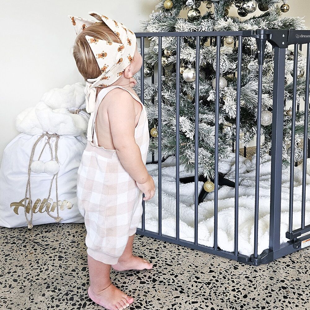 Dreambaby Royale Converta 3in1 Playpen Baby Gate 74cm - Charcoal
