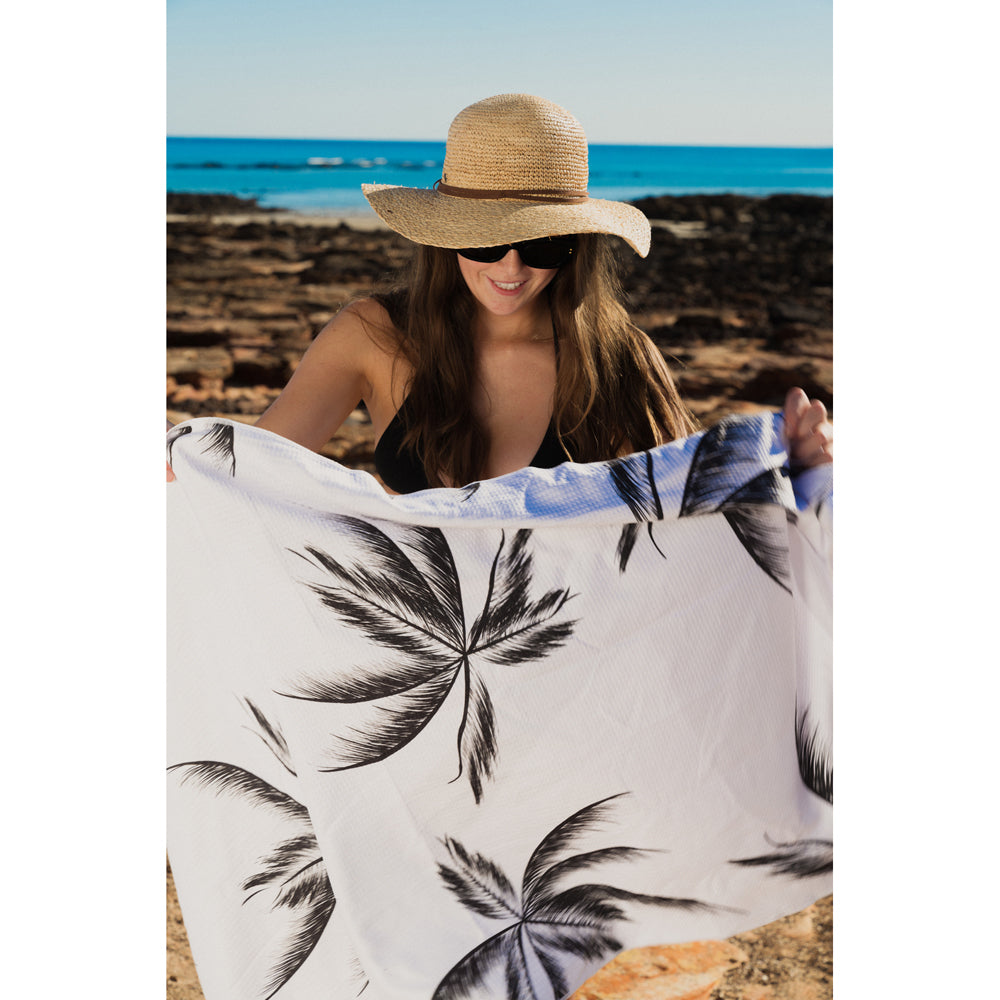 Good Vibes Eco Microfibre Beach Towel Qck Dry 160x80cm Havana