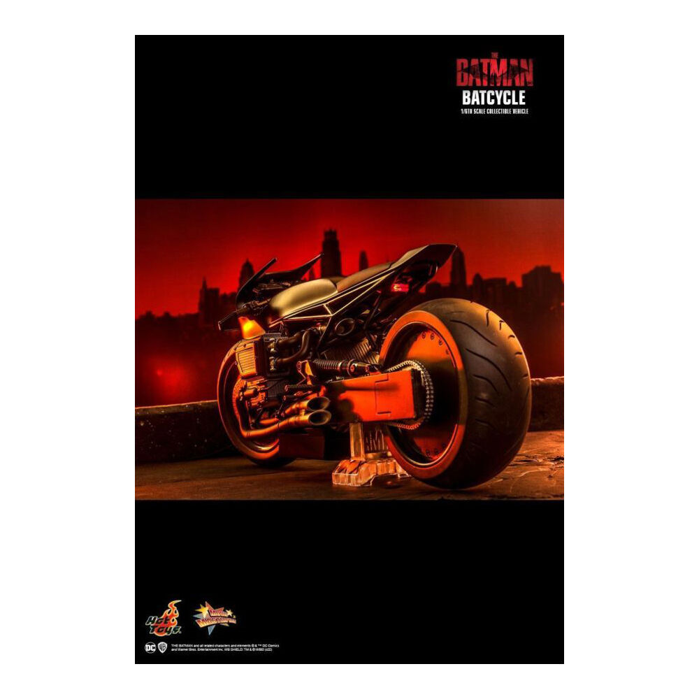 The Batman Batcycle 1:6 Scale Vehicle Collectable 42cm