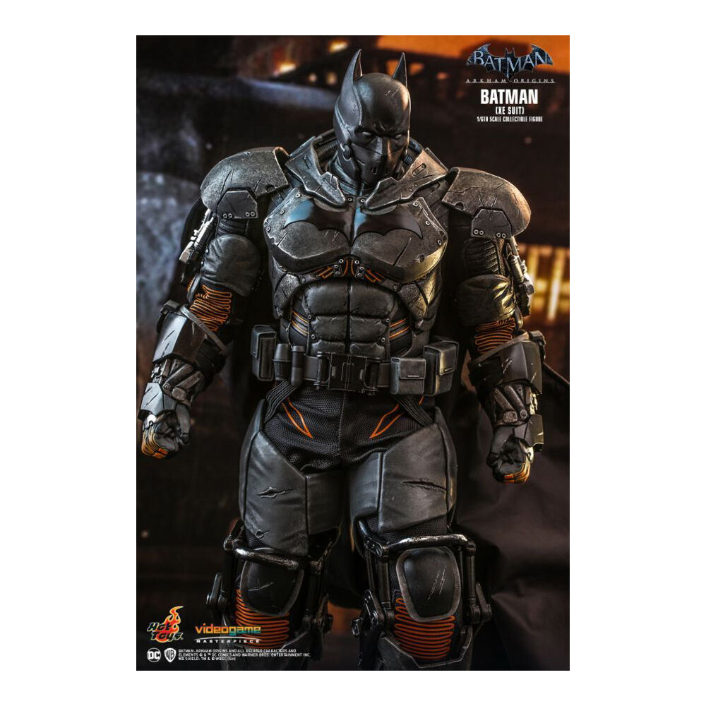 Batman Arkham Origins Batman XE Suit 1:6 Scale Collectable