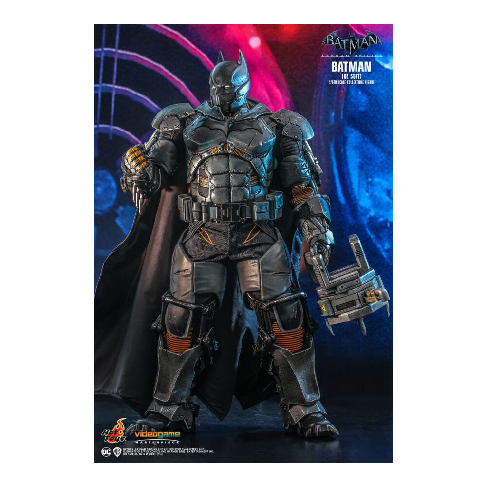 Batman Arkham Origins Batman XE Suit 1:6 Scale Collectable