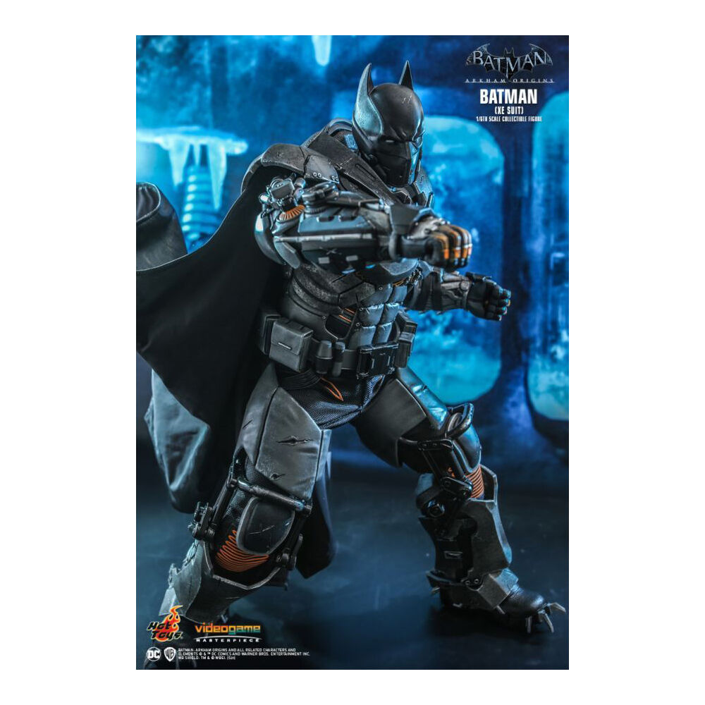Batman Arkham Origins Batman XE Suit 1:6 Scale Collectable