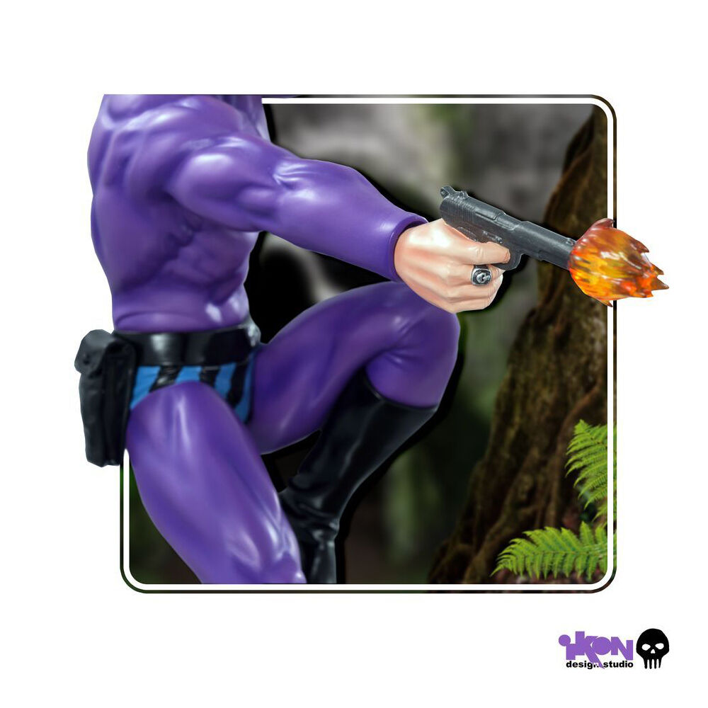 The Phantom - Phantom and Devil Purple Suit Collectable