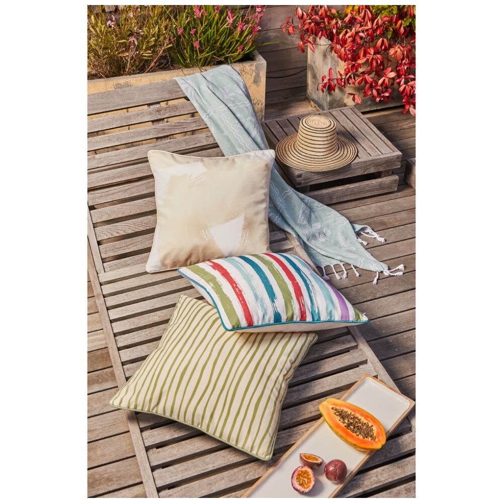2PK J.Elliot Home Wattle Outdoor Cushion Pillow Decor 50x50x12cm Green & Red