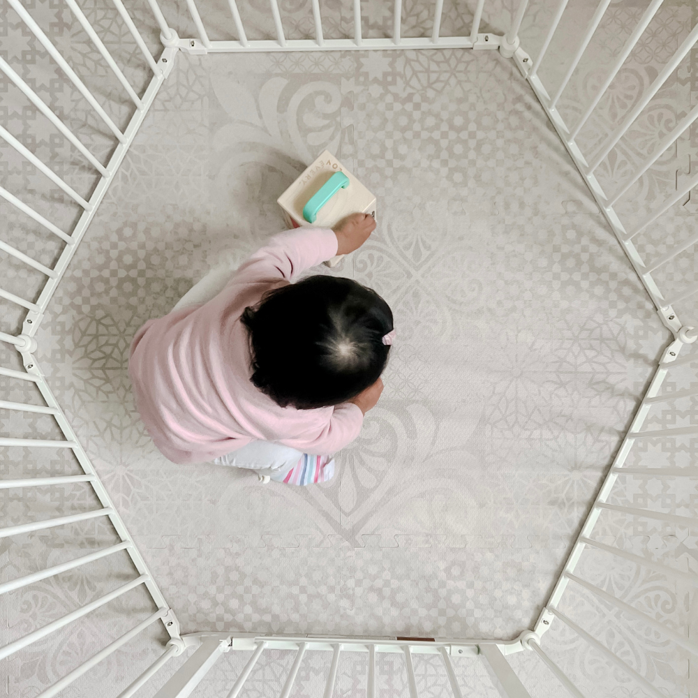 Dreambaby Mayfair 3in1 Converta Playpen Baby Security Gate - White