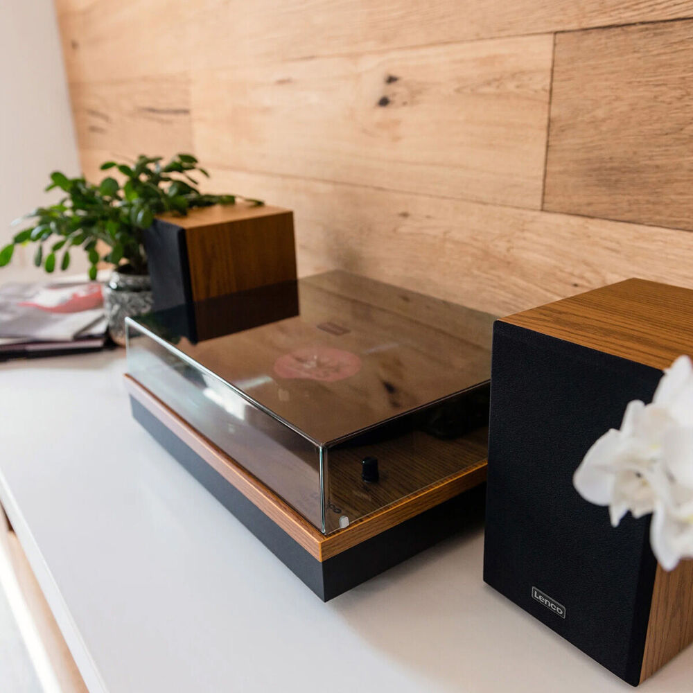 Lenco Turntable Record Player with Bluetooth & 2 Separate Speakers Wood