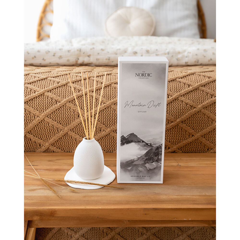 Bramble Bay Nordic Mountain Drift Diffuser Home Fragrance White