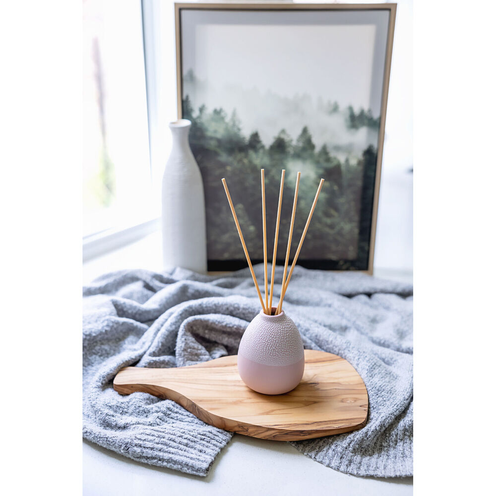 Bramble Bay Nordic Alpine Meadow Diffuser Home Fragrance Pink