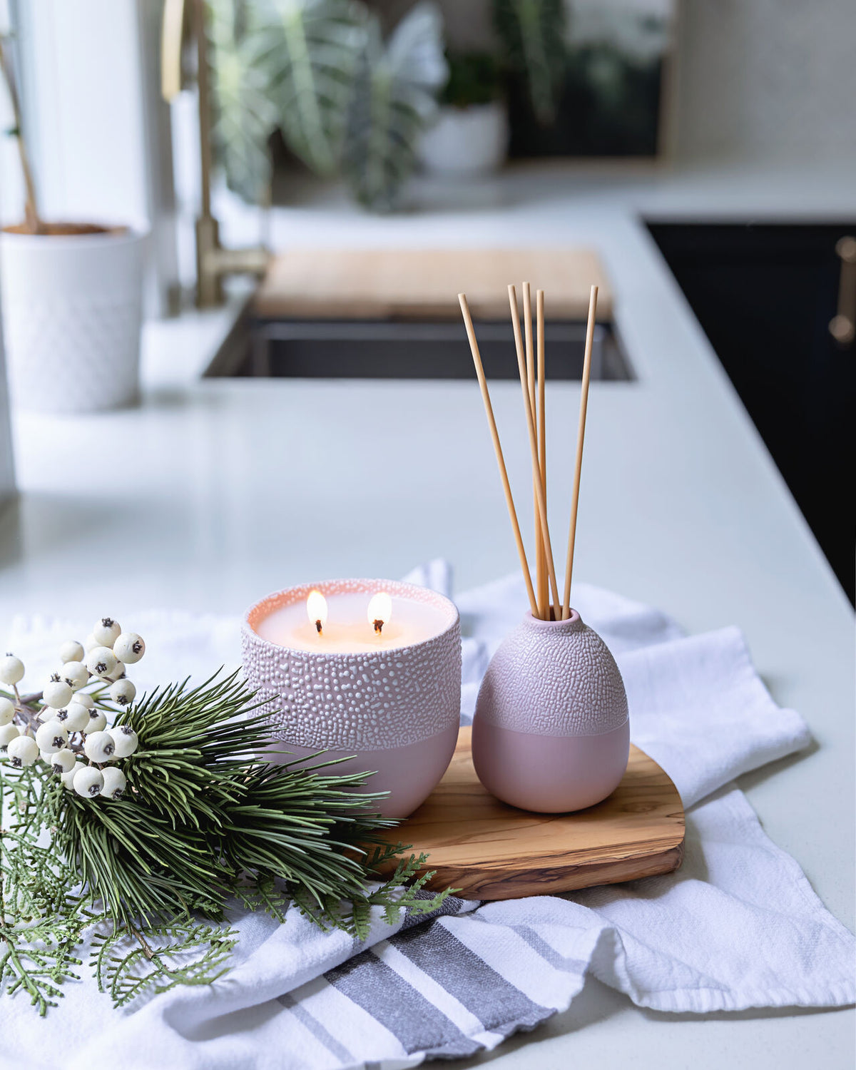 2PK Bramble Bay Nordic Alpine Meadow Diffuser Home Fragrance Pink