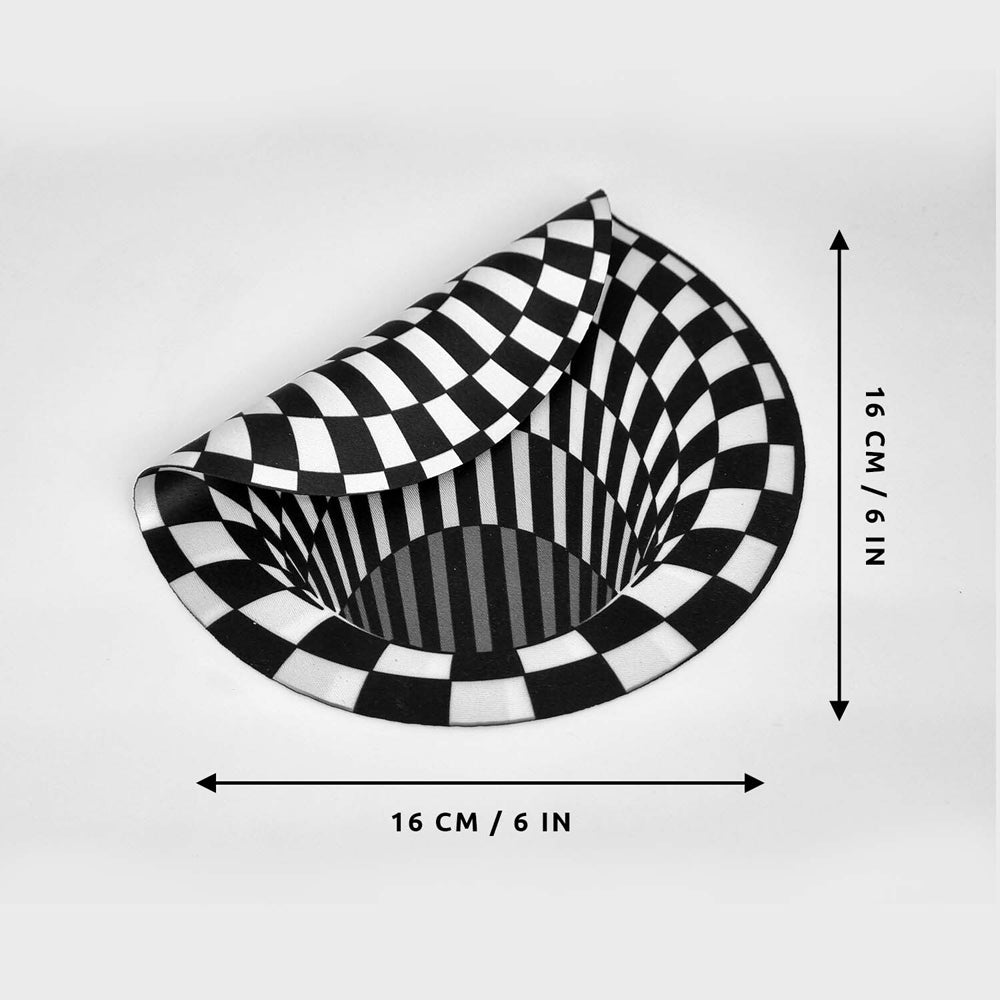 Pikkii Fun Soft Micofiber Cloth Hole Optical Illusion Glasses Cleaning 10cm