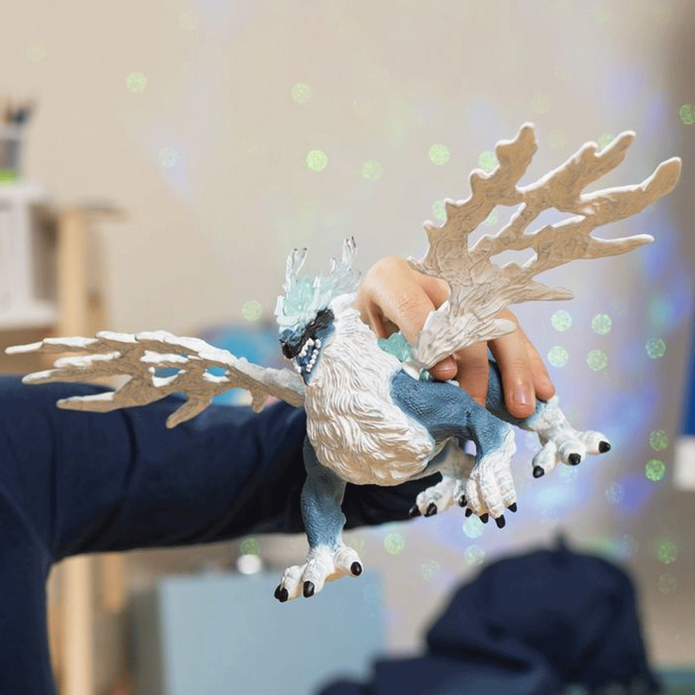Schleich Kids/Childrens Toy Figurine Ice dragon 7y+