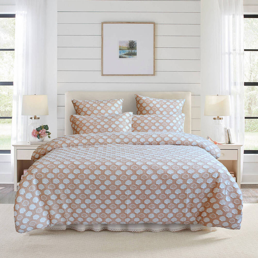 Renee Taylor Ariel Chenille Tufted Jacquard Quilt Set