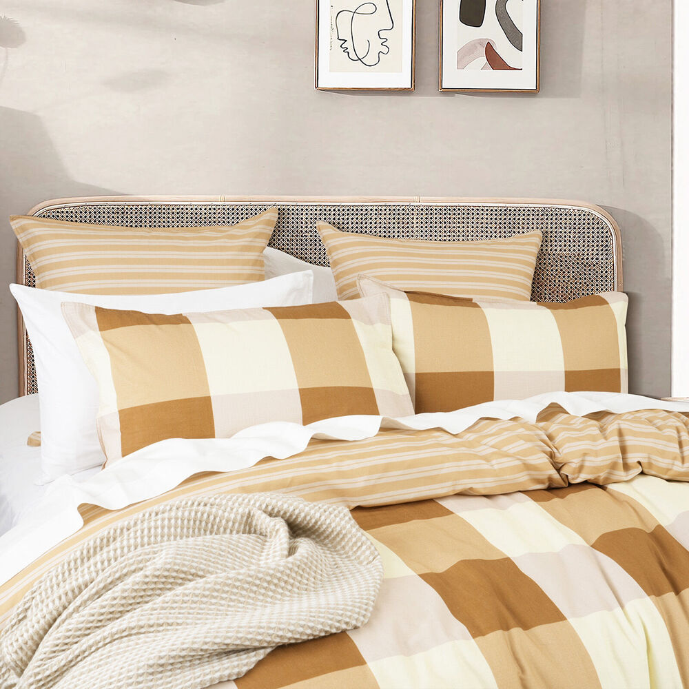 Renee Taylor 300 TC Cotton Reversible Euro Pillowcase Berlin Checks