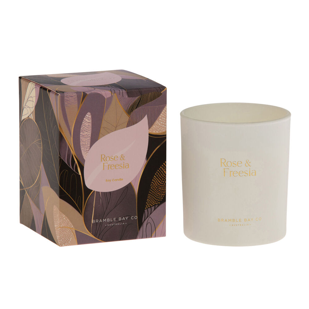 Bramble Bay Summer Blooms Rose & Freesia Scented Candle Home Fragrance