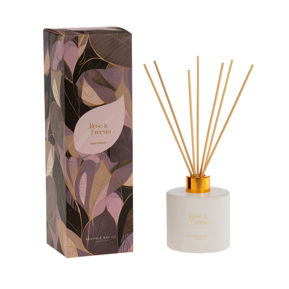 Bramble Bay Summer Blooms Rose & Freesia Reed Diffuser Home Fragrance