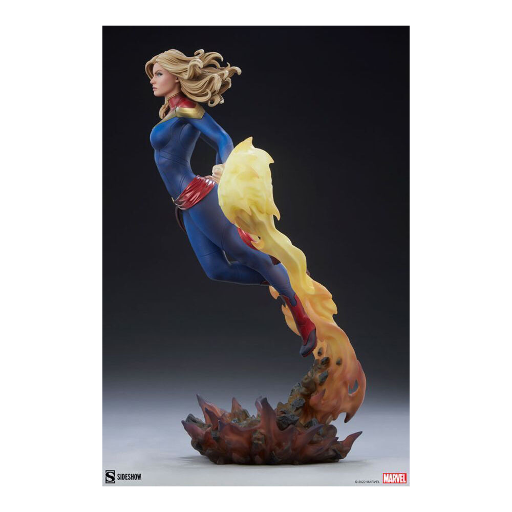 Marvel Comics Captain Marvel Premium Format Statue