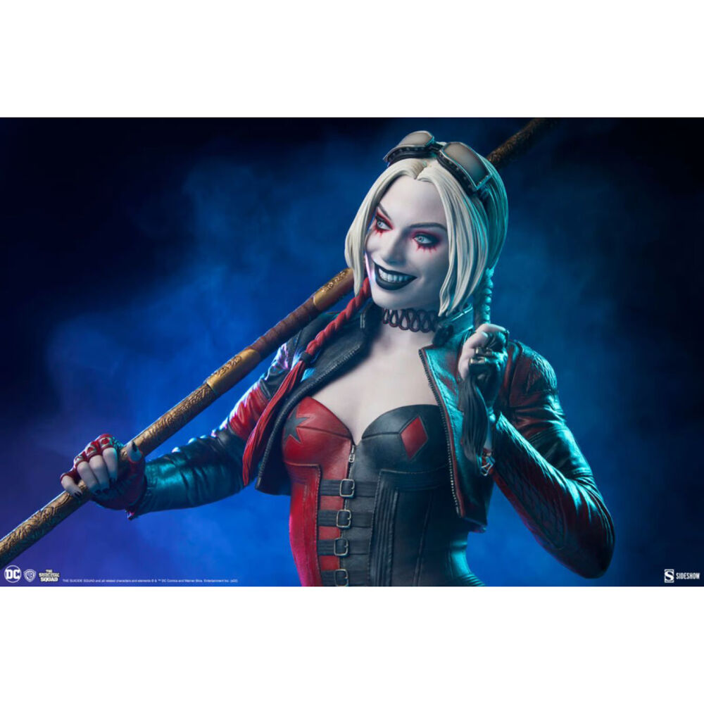 Suicide Squad Harley Quinn Premium Format Statue Action Figure