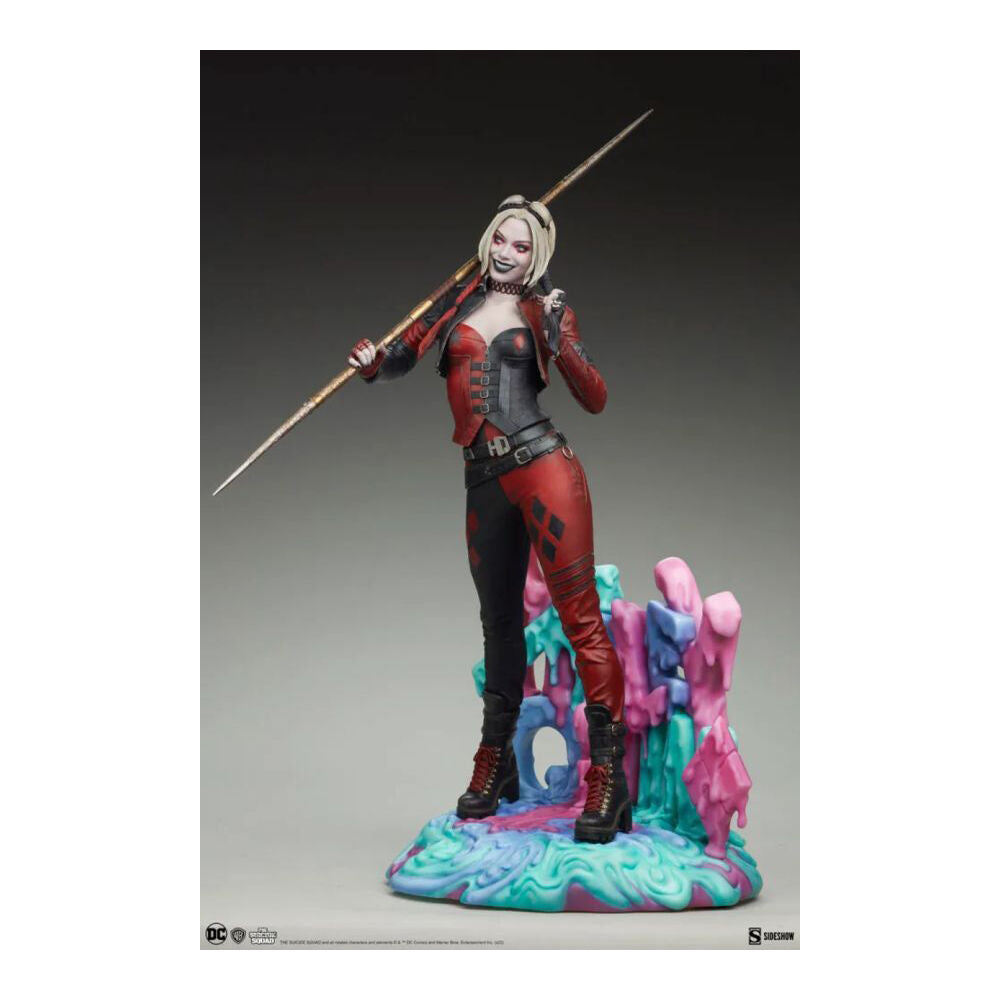 Suicide Squad Harley Quinn Premium Format Statue Action Figure