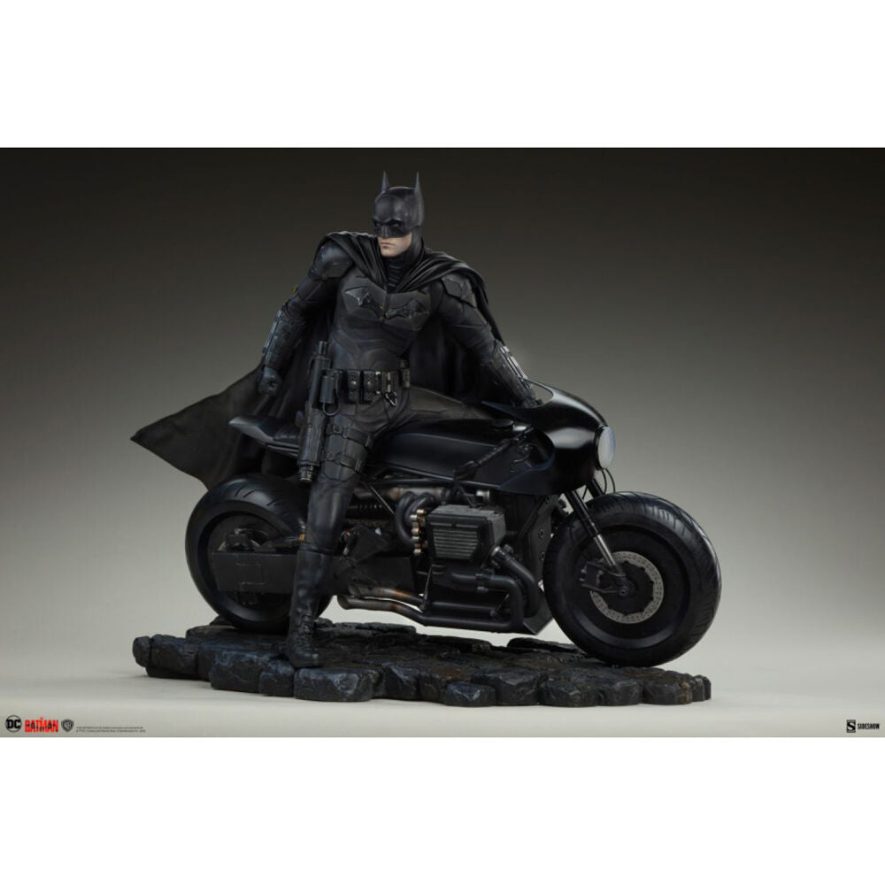Batman Premium Format Statue Collectible Action Figure