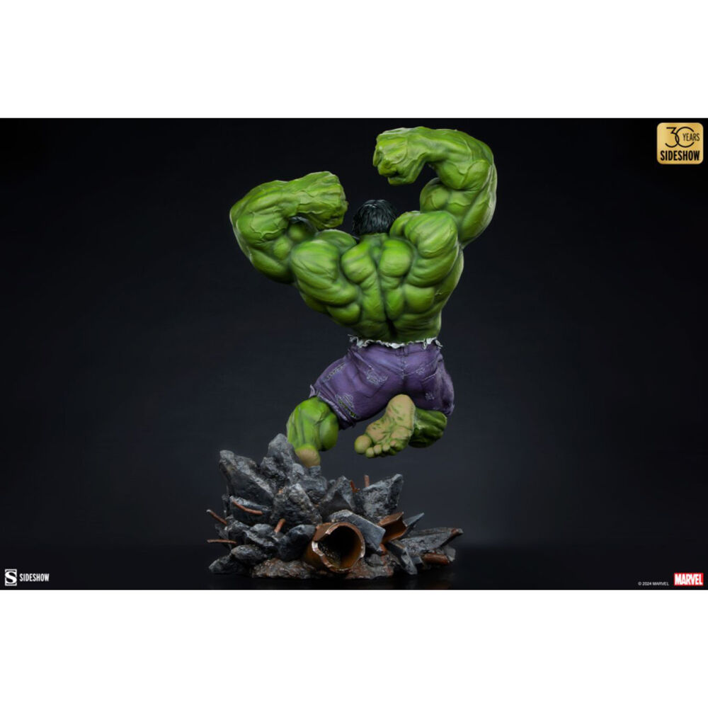 Hulk Classic Premium Format Statue Collectible Action Figure