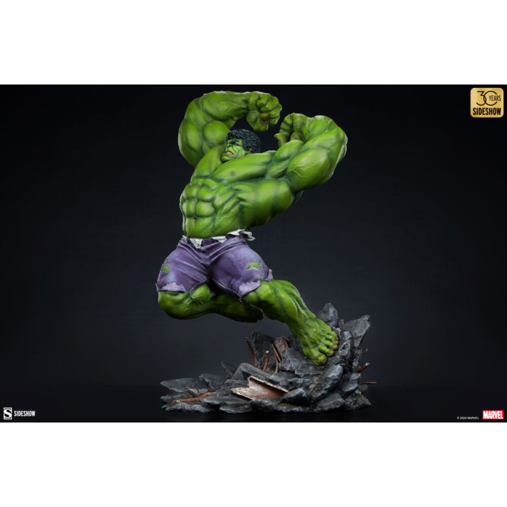 Hulk Classic Premium Format Statue Collectible Action Figure