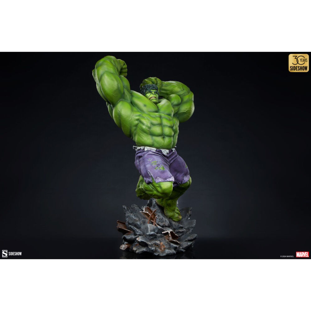 Hulk Classic Premium Format Statue Collectible Action Figure