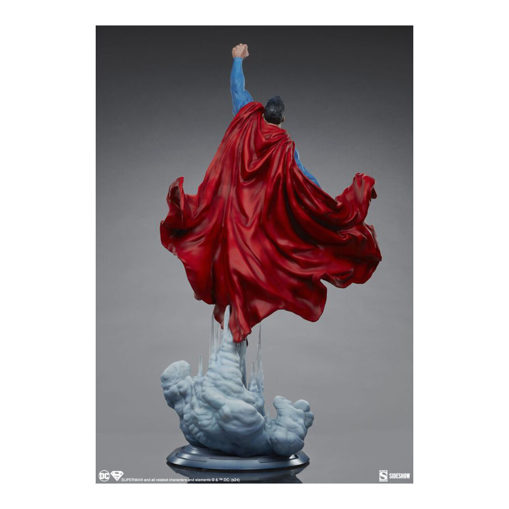 Superman Premium Format Statue Collectible Action Figure