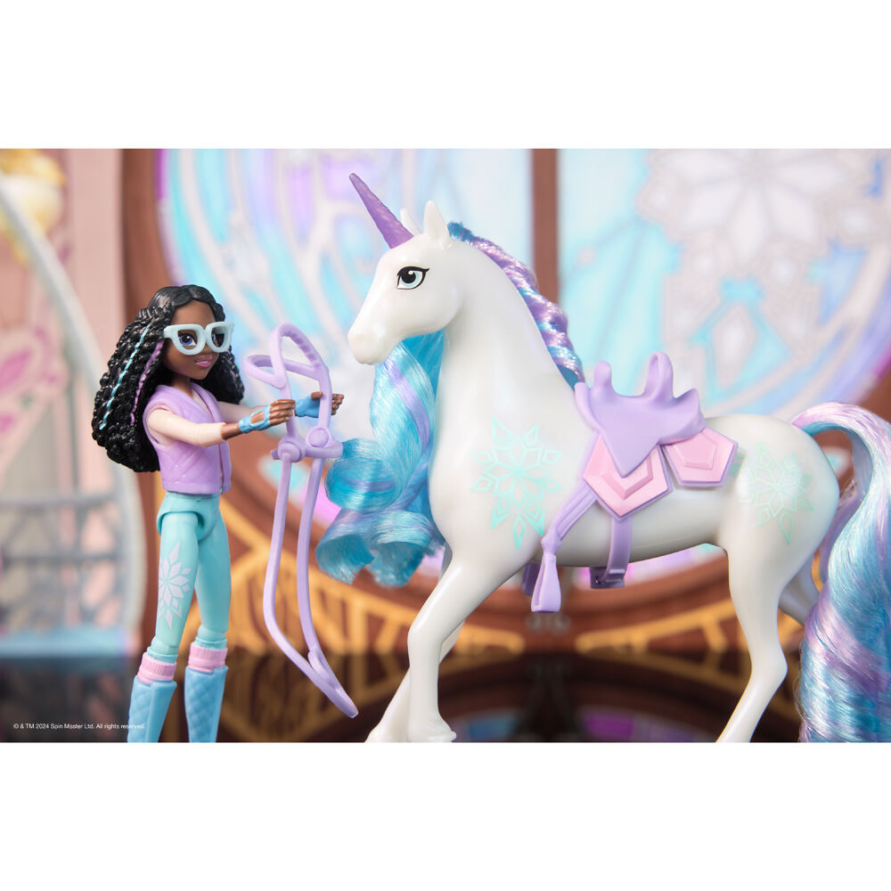 Unicorn Academy Small Doll Layla & Glacier Set Rider and Unicorn Ages 4y+